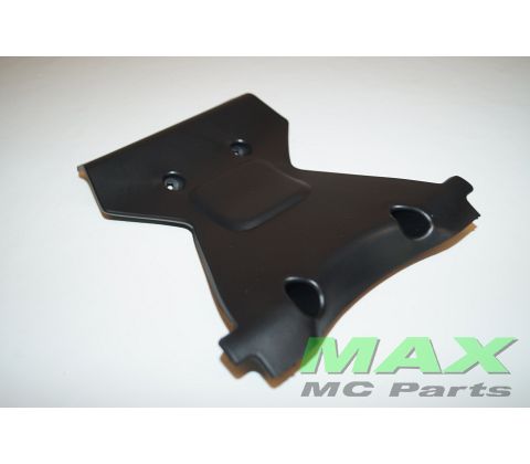 Rear wheel arch panel